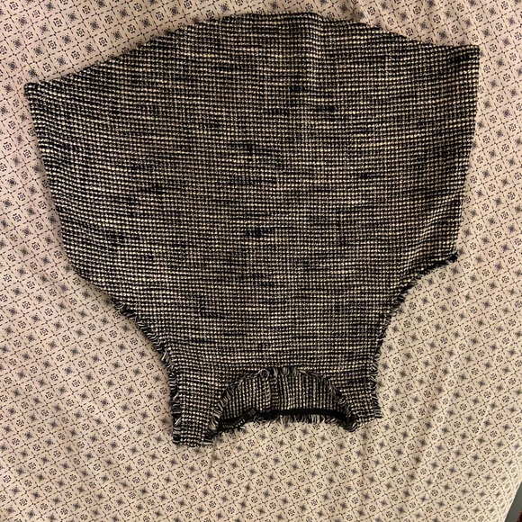 Cute tweed crop top - Picture 3 of 4